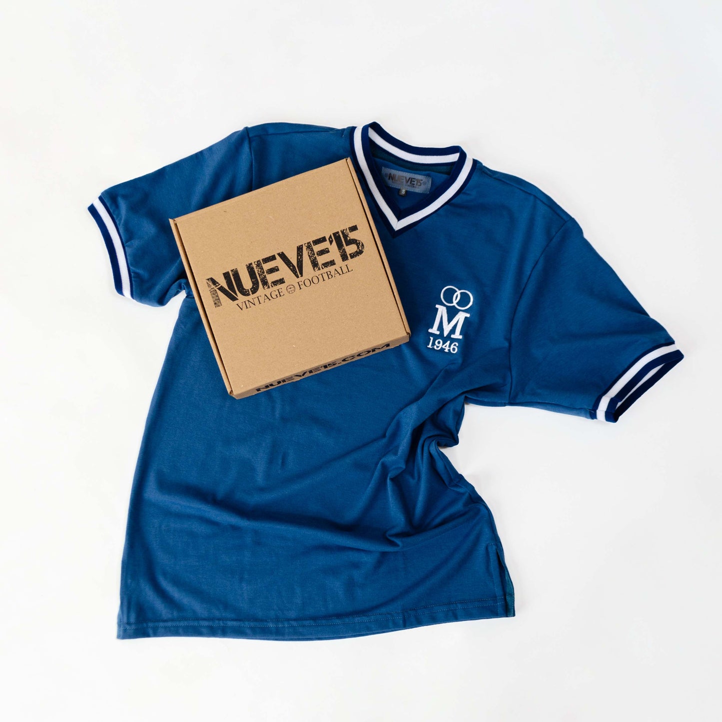 Camiseta El Famoso Embajador